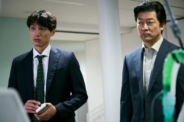 湖の女たち 8枚目の写真・画像