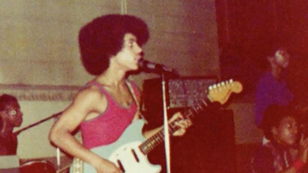 プリンス　ビューティフル・ストレンジ 30枚目の写真・画像