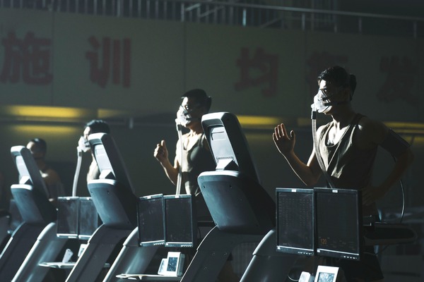 ボーン・トゥ・フライ 9枚目の写真・画像