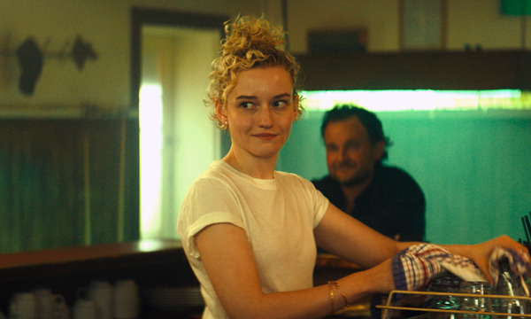 ロイヤルホテル 10枚目の写真・画像