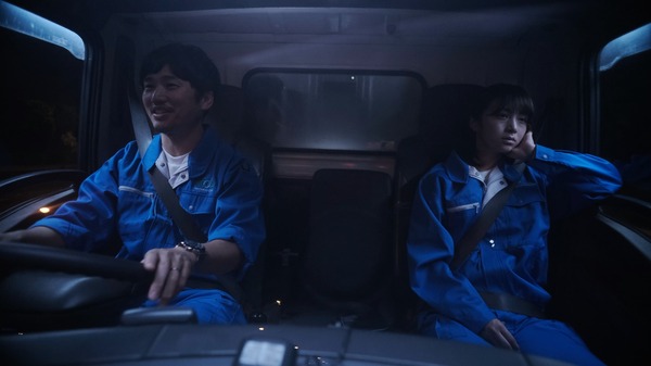 ゴミ屑と花 7枚目の写真・画像