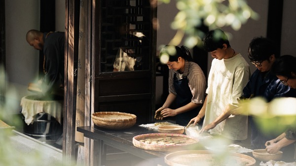西湖畔（せいこはん）に生きる 16枚目の写真・画像