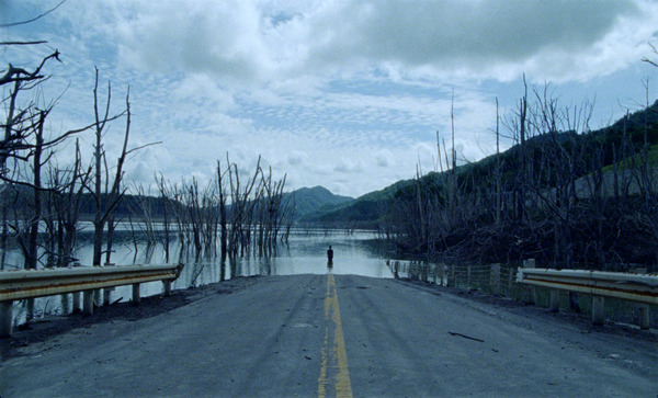 Underground アンダーグラウンド 3枚目の写真・画像