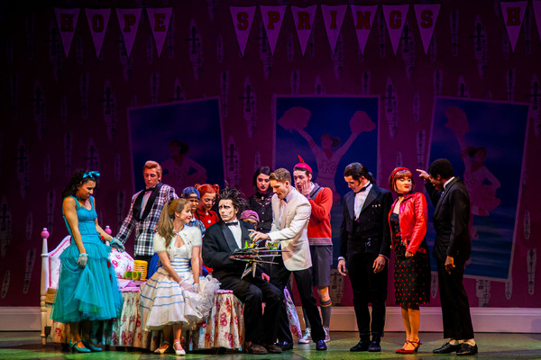 エドワード・シザーハンズ　ダンスバージョン 6枚目の写真・画像