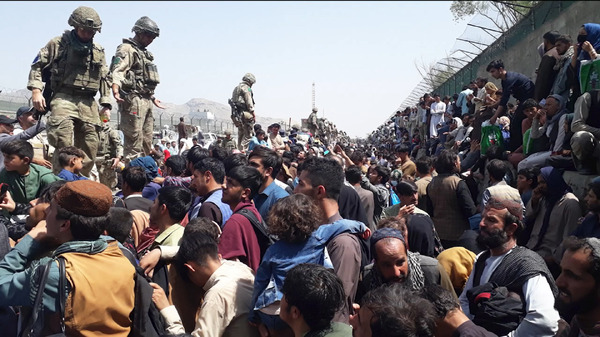 苦悩のリスト 3枚目の写真・画像