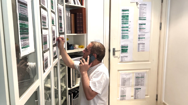 苦悩のリスト 6枚目の写真・画像