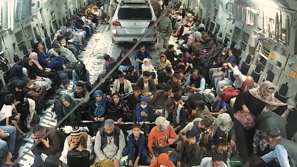 苦悩のリスト 15枚目の写真・画像