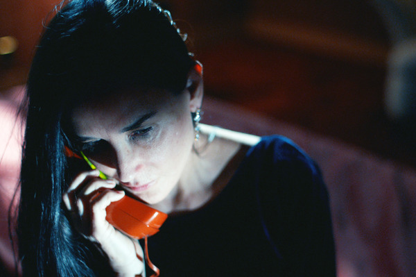 サブスタンス 6枚目の写真・画像