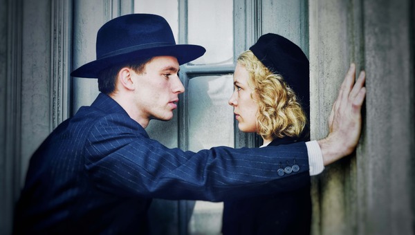 ステラ ヒトラーにユダヤ人同胞を売った女 3枚目の写真・画像