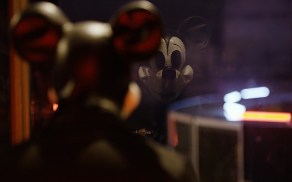 マッド・マウス　～ミッキーとミニー～ 2枚目の写真・画像