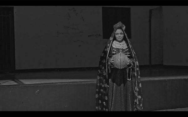 ウリリは黒魔術の夢をみた 6枚目の写真・画像