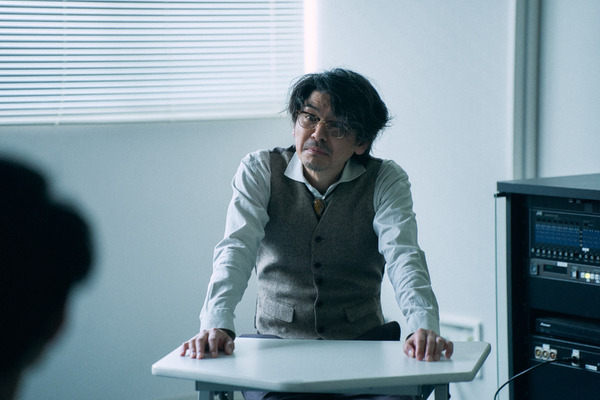 シーシュポスたちのまなざし 2枚目の写真・画像