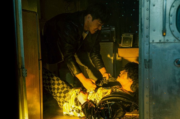 デビルズ・ゲーム 30枚目の写真・画像