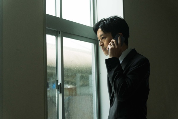 フロントライン 20枚目の写真・画像