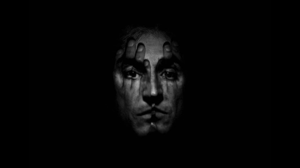 ガール・ウィズ・ニードル 19枚目の写真・画像