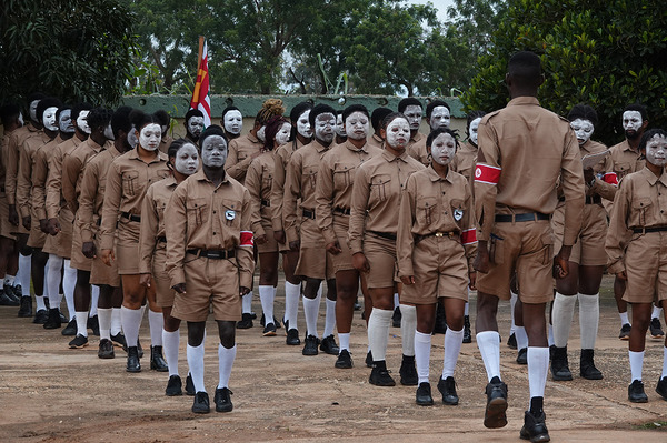 アフリカン・カンフー・ナチス２　逆襲のロボトラー 5枚目の写真・画像