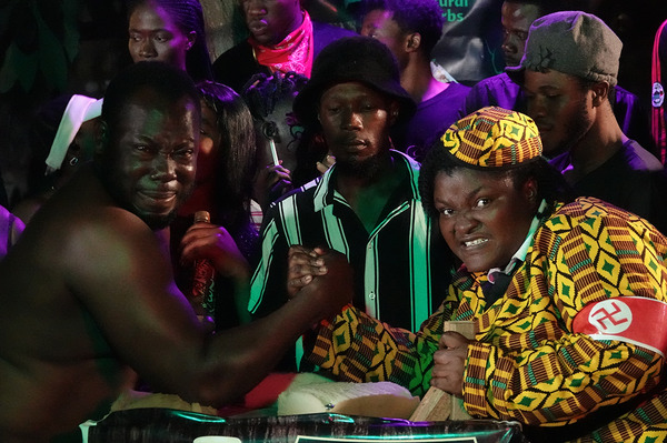 アフリカン・カンフー・ナチス２　逆襲のロボトラー 7枚目の写真・画像