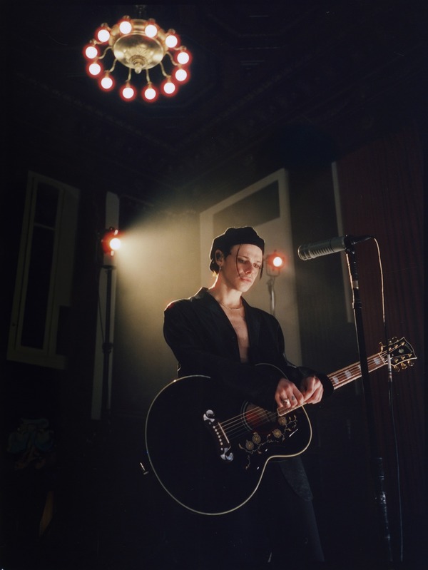 YUNGBLUD. ARE YOU READY, BOY? 4枚目の写真・画像