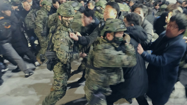 非常戒厳前夜 11枚目の写真・画像
