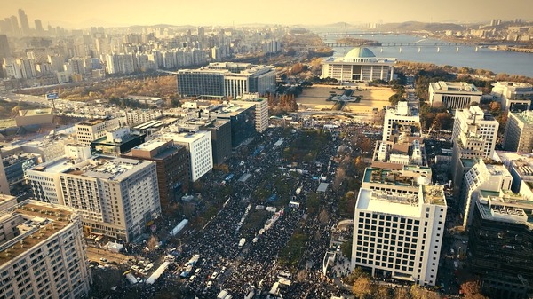 非常戒厳前夜 18枚目の写真・画像