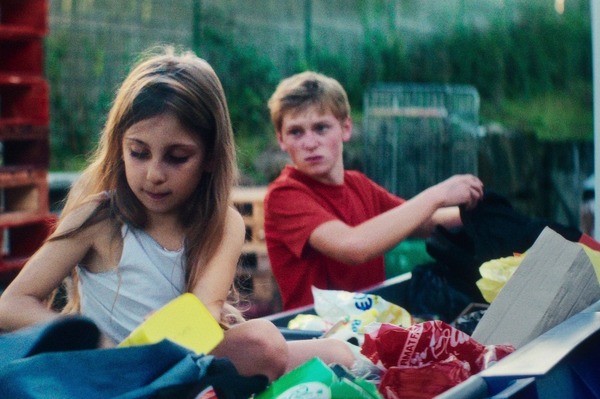 ホーリー・カウ 15枚目の写真・画像