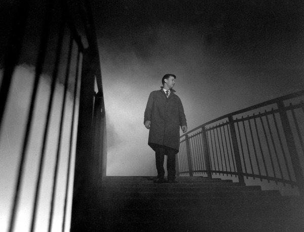 引き裂かれた空 2枚目の写真・画像