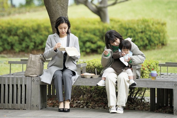 佐藤さんと佐藤さん 8枚目の写真・画像