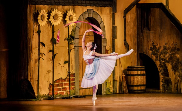 ©ROH 2016. Photographed by Helen Maybanks_lo