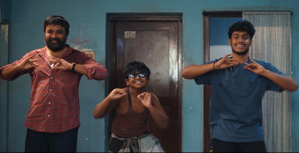 ツーリストファミリー 3枚目の写真・画像