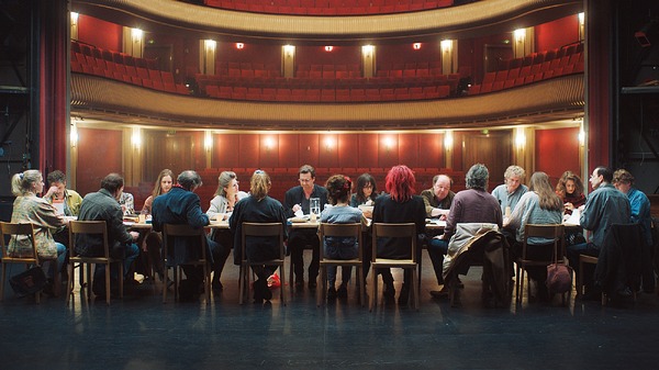 役者になったスパイ 8枚目の写真・画像