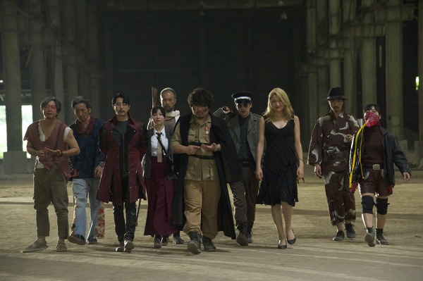 どうしようもない10⼈ 2枚目の写真・画像