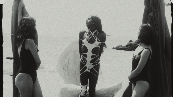 水の中で息をする ―彼女でも彼でもなく― 8枚目の写真・画像