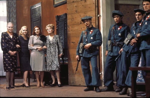 『ソドムの市』© 1976 Metro-Goldwyn-Mayer Studios Inc. All Rights Reserved.