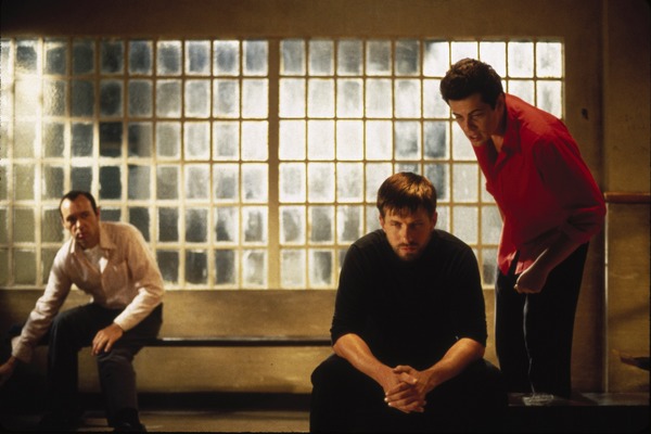 ユージュアル・サスペクツ 4枚目の写真・画像