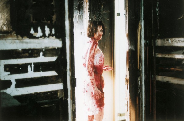 ガーゴイル 4Kレストア版 6枚目の写真・画像