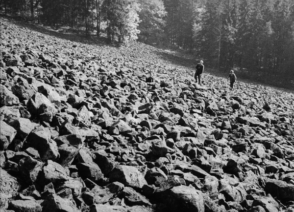 『夜のダイヤモンド』Source: Národní filmový archiv, Praha