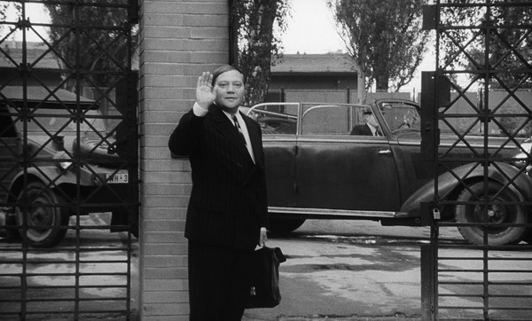 『火葬人』© Czech Audiovisual Fund, Source: Národní filmový archiv, Praha