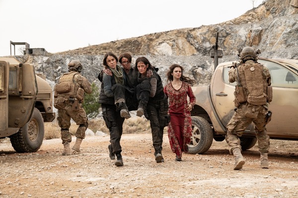 ダーティ・エンジェルズ 18枚目の写真・画像