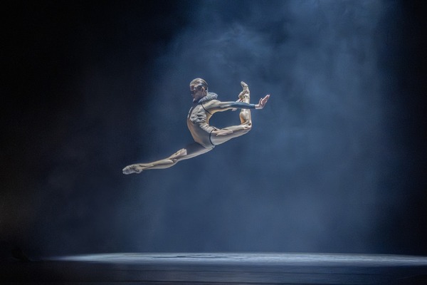 英国ロイヤル・バレエ＆オペラ in シネマ 2025/26 ロイヤル・バレエ「ウルフ・ワークス」 10枚目の写真・画像