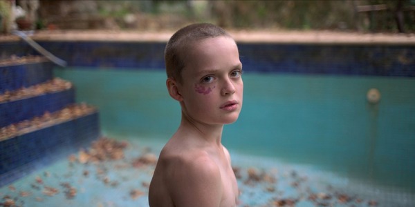ブリング・ハー・バック 6枚目の写真・画像