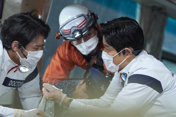 劇場版  TOKYO MER～走る緊急救命室～CAPITAL CRISIS 12枚目の写真・画像
