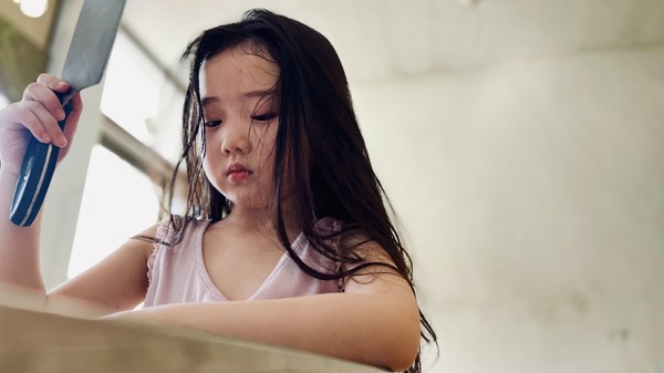 左利きの少女 10枚目の写真・画像