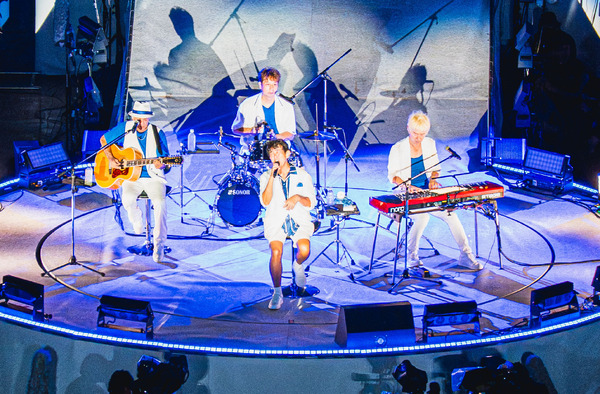 劇場版 TUBE 40th Anniversary Live & Documentary 〜40周年の航海記〜 3枚目の写真・画像