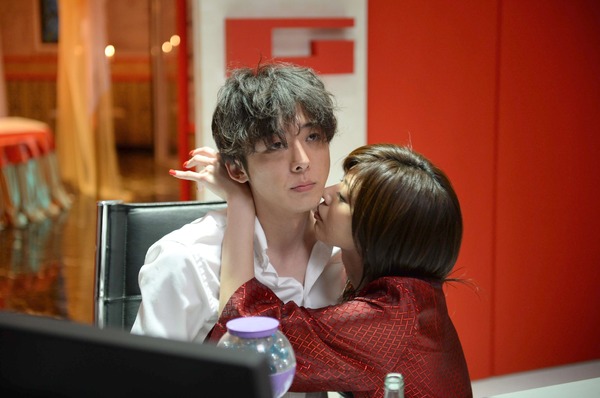 高橋一生＆宮地真緒／WOWOW連続ドラマW「モザイクジャパン」