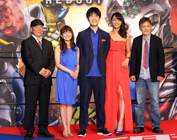 入江甚儀＆佐津川愛美＆高橋メアリージュン＆伴大介＆下山天（監督）／『キカイダー REBOOT』歓声披露イベント