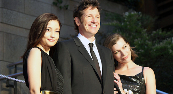 黒木メイサ＆ポール・W・S・アンダーソン監督＆妻のミラ・ジョヴォヴィッチ／『ポンペイ』ジャパンプレミア