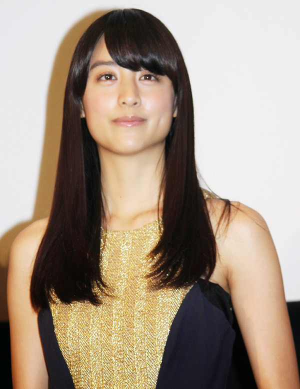 山本美月（女子ネイビー）／『女子ーズ』初日舞台挨拶