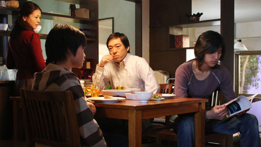 『トウキョウソナタ』 -(C) 2008 Fortissimo Films/「TOKYO SONATA」製作委員会