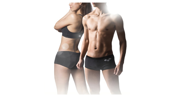 シドニーオリンピック銅メダリスト 田中雅美氏が監修するティップネスの新しいスイミングプログラム。１カ月で全身をボディメイクする。