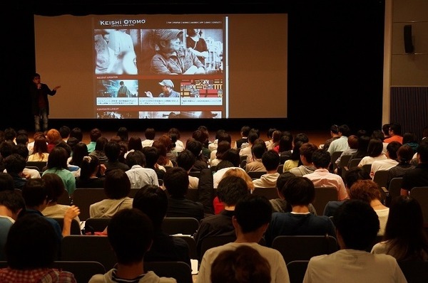 大友啓史監督が立命館大学にて登壇、映画・ドラマの舞台裏を講演